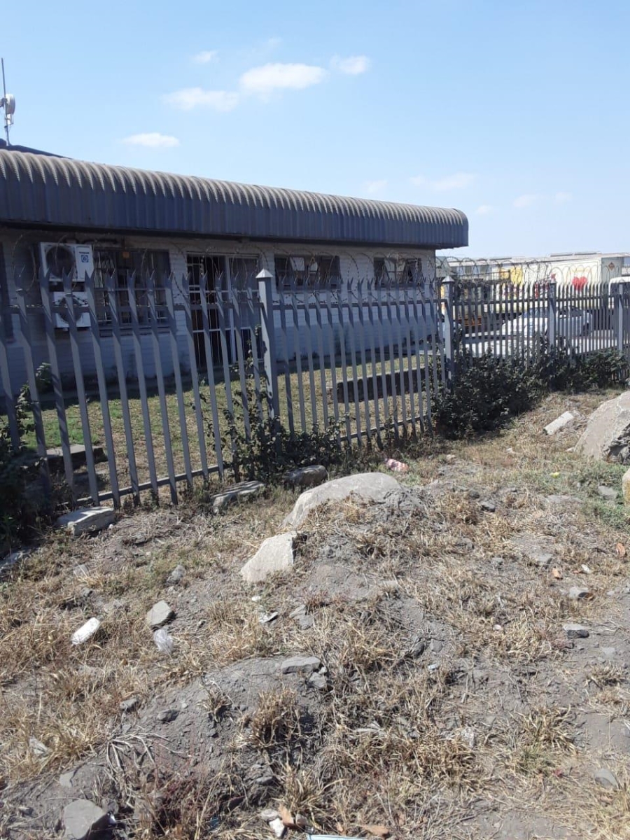 Commercial Property for Sale in Zinniaville North West